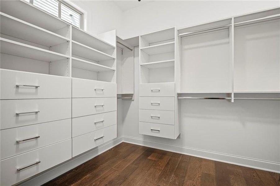 Furnished interior view inside a new home in Lakeside at River Green, Canton (Image 6). Furnished interior view inside a new home in Lakeside at River Green, Canton (Image 6).