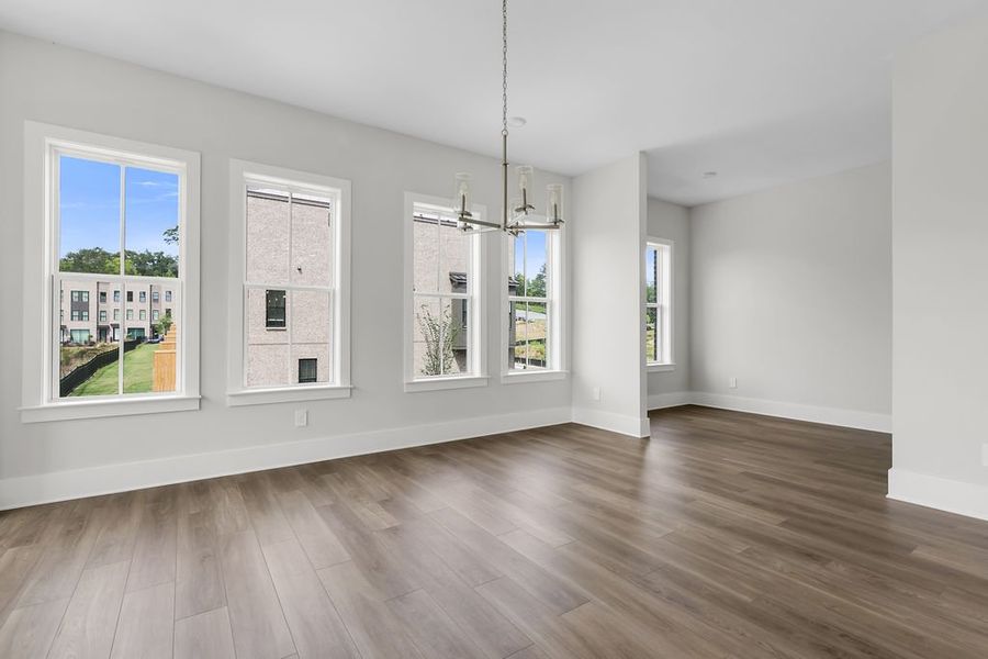 Spacious, unfurnished interior of a new home in Echo Park, Suwanee (Image 24).