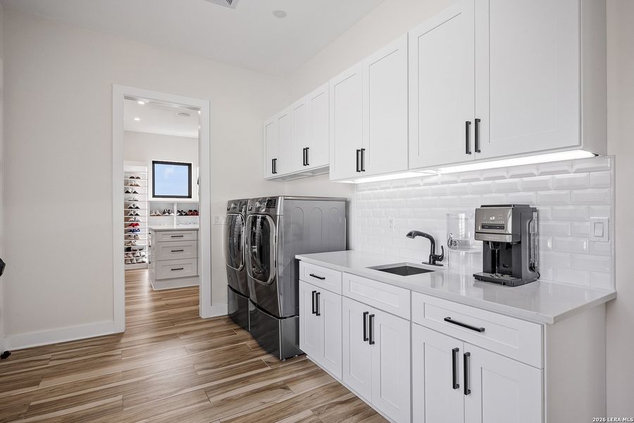 Furnished interior view inside a new home in , Kerrville (Image 17).