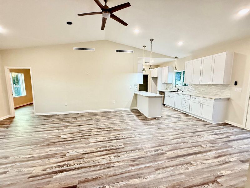 Spacious, unfurnished interior of a new home in , Cleveland (Image 18).