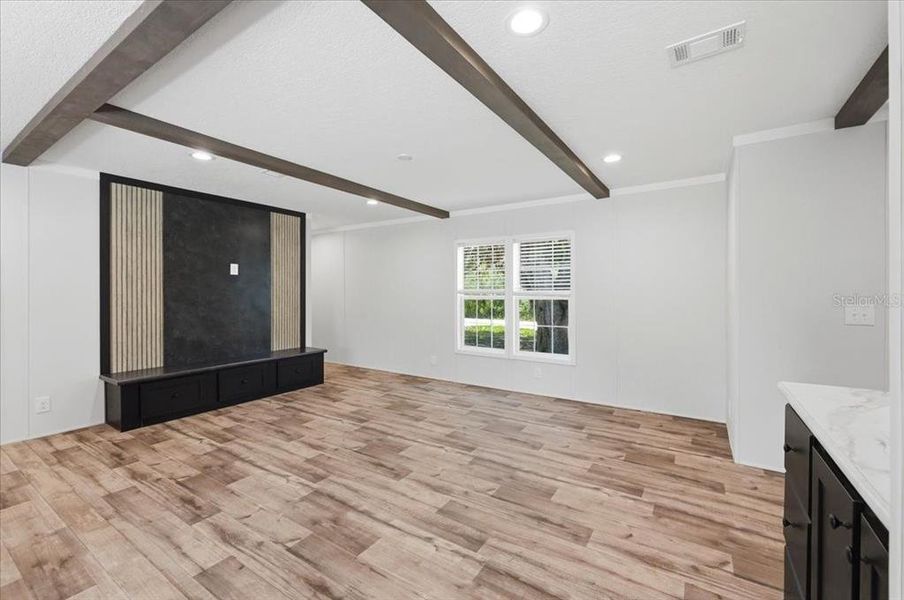 Spacious, unfurnished interior of a new home in , Zephyrhills (Image 21).