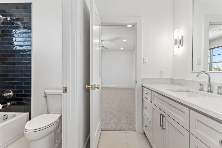 Furnished interior view inside a new home in , Dallas (Image 5).