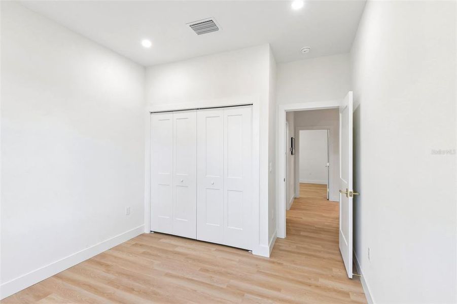 Spacious, unfurnished interior of a new home in , Dunedin (Image 21).