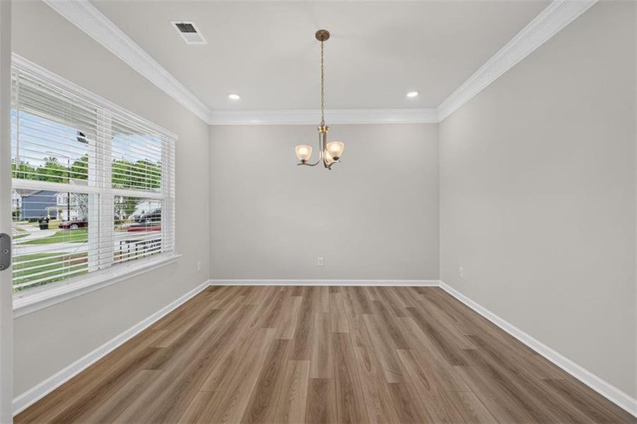 Spacious, unfurnished interior of a new home in Jones Ridge, Dallas (Image 19).