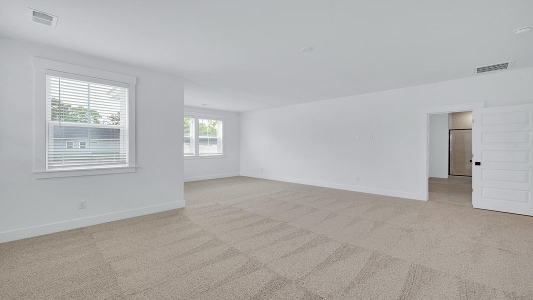 Spacious, unfurnished interior of a new home in Ballam Oaks, Mount Pleasant (Image 14).