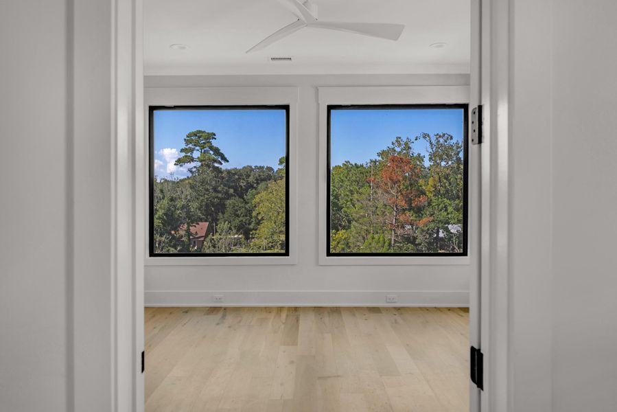 Spacious, unfurnished interior of a new home in , Georgetown (Image 61). Spacious, unfurnished interior of a new home in , Georgetown (Image 61).