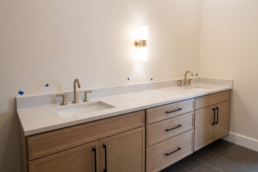 Furnished interior in a model home at Shadow Springs in Brentwood (Image 6).