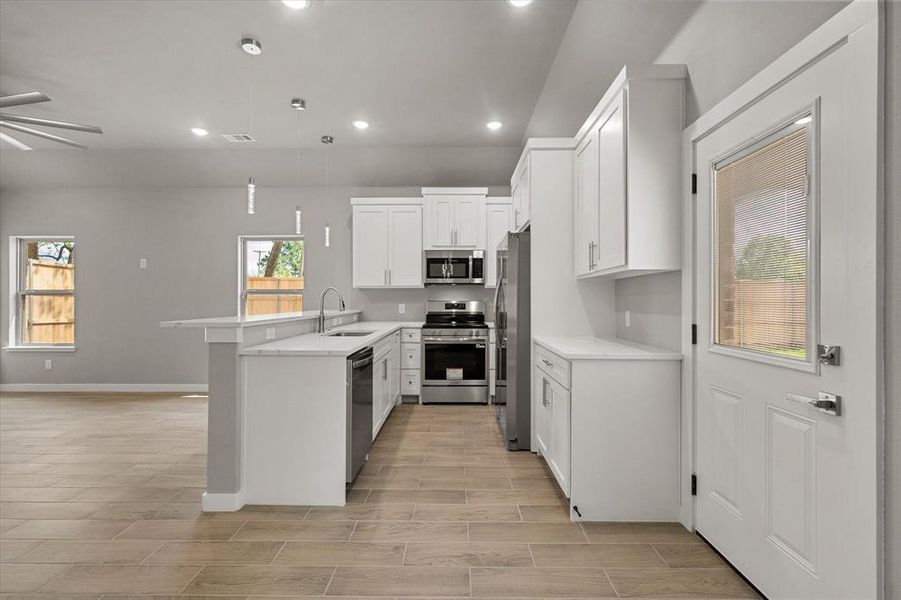 Furnished interior view inside a new home in , Kerens (Image 16).