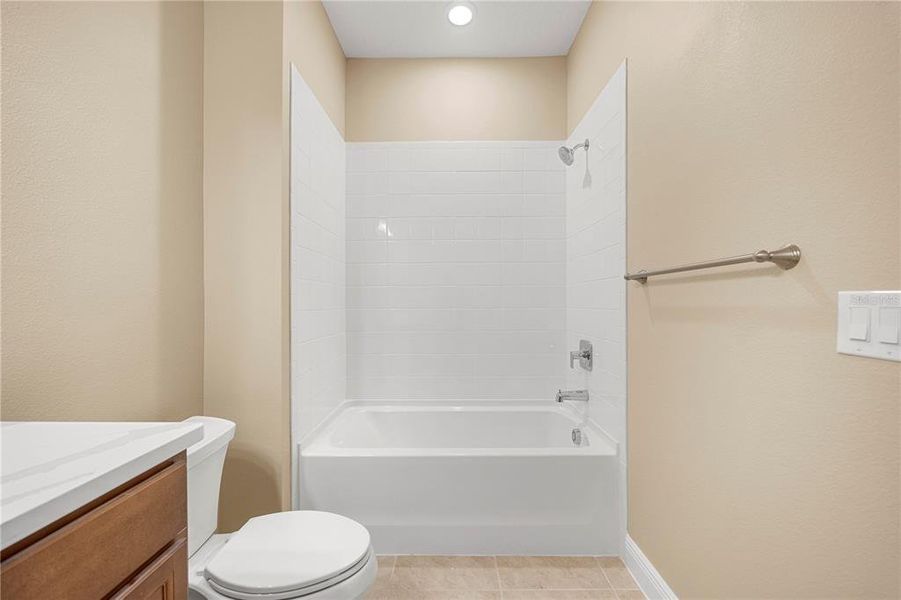Furnished interior view inside a new home in , Groveland (Image 13).