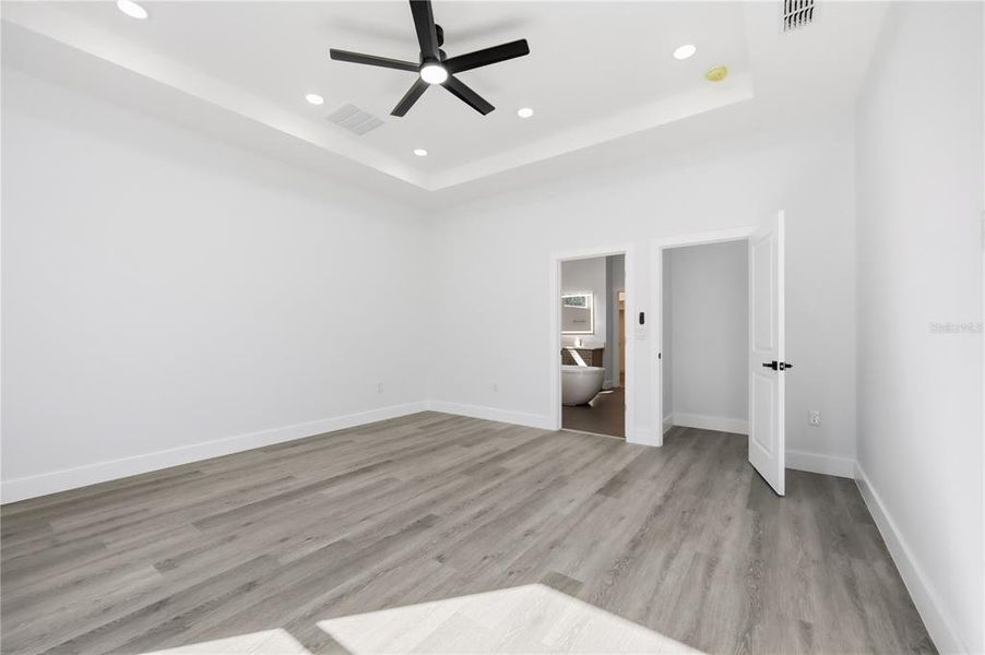 Spacious, unfurnished interior of a new home in , Wildwood (Image 38).