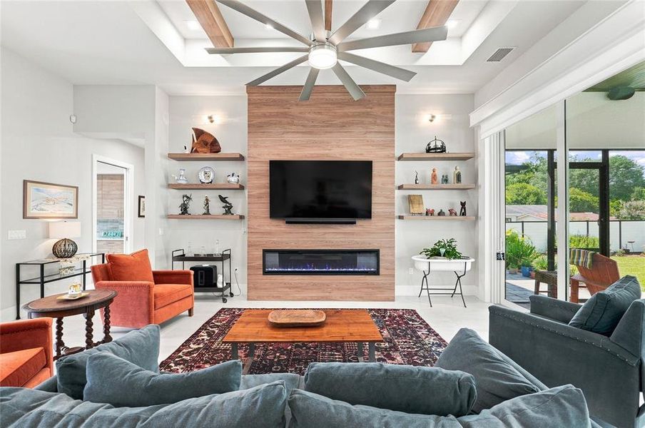 Furnished interior view inside a new home in , Winter Haven (Image 12).