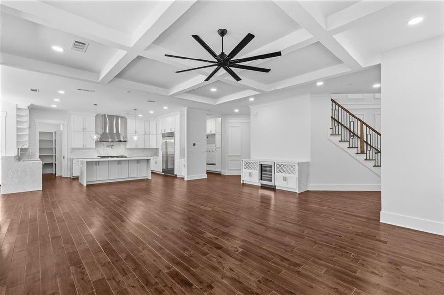 Spacious, unfurnished interior of a new home in , Alpharetta (Image 80).