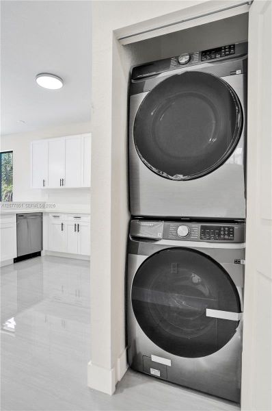 Close-up of interior finishes inside a home in , Dania Beach (Image 12).