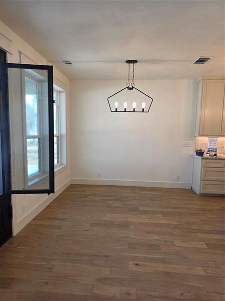 Spacious, unfurnished interior of a new home in , Nocona (Image 18).