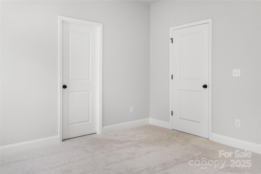 Spacious, unfurnished interior of a new home in , Asheville (Image 18).