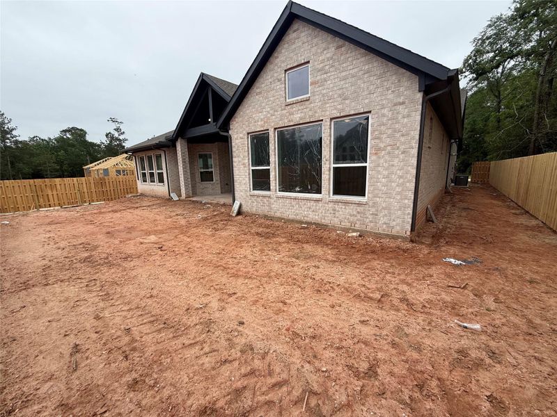 Extra wide home site! Extra wide home site!
