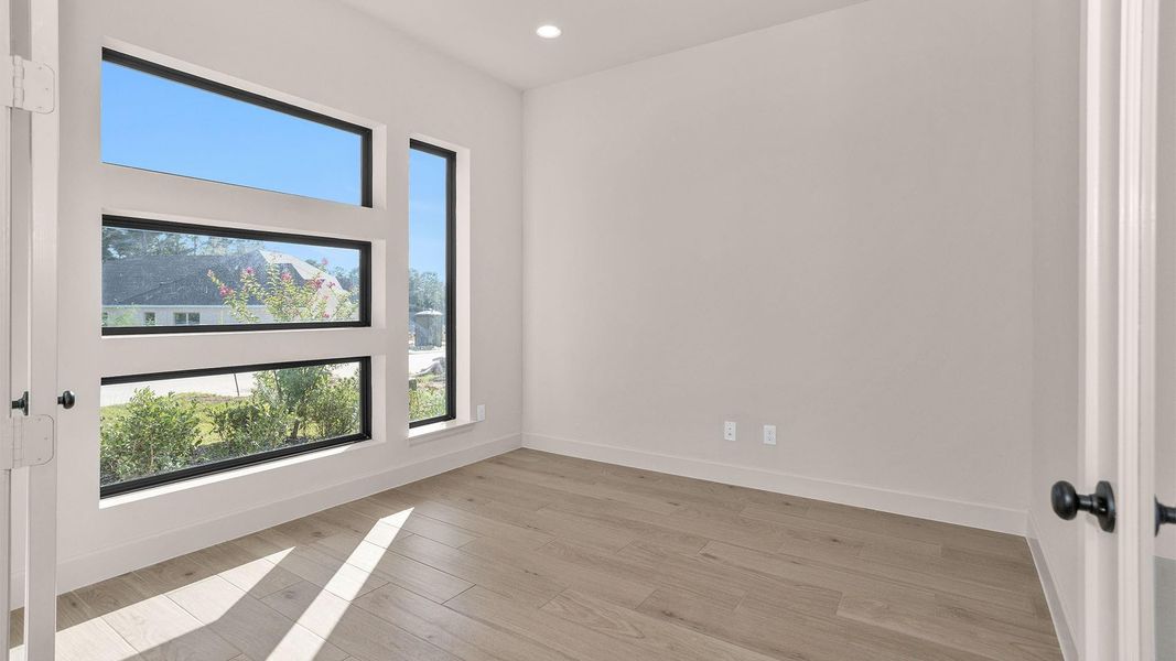 Spacious, unfurnished interior of a new home in The Woodlands Hills, Willis (Image 18). Spacious, unfurnished interior of a new home in The Woodlands Hills, Willis (Image 18).