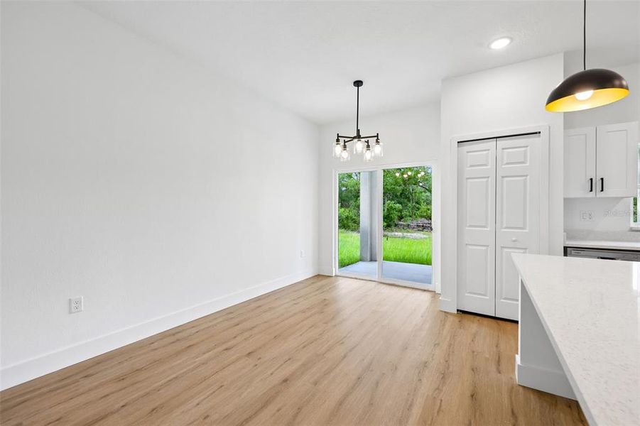 Spacious, unfurnished interior of a new home in , Ocklawaha (Image 19).