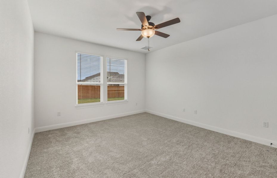 Spacious, unfurnished interior of a new home in Lagos, Manor (Image 31).