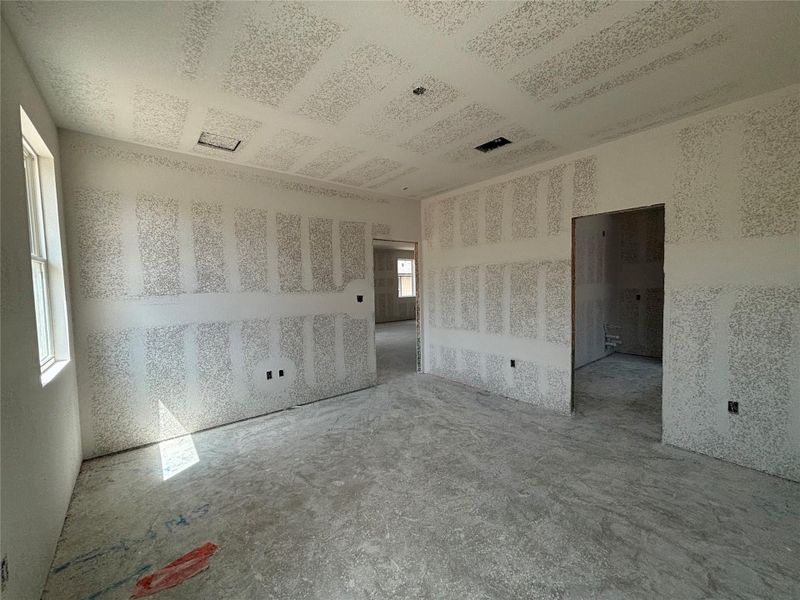 Spacious, unfurnished interior of a new home in Covered Bridge, Hutto (Image 10). Spacious, unfurnished interior of a new home in Covered Bridge, Hutto (Image 10).