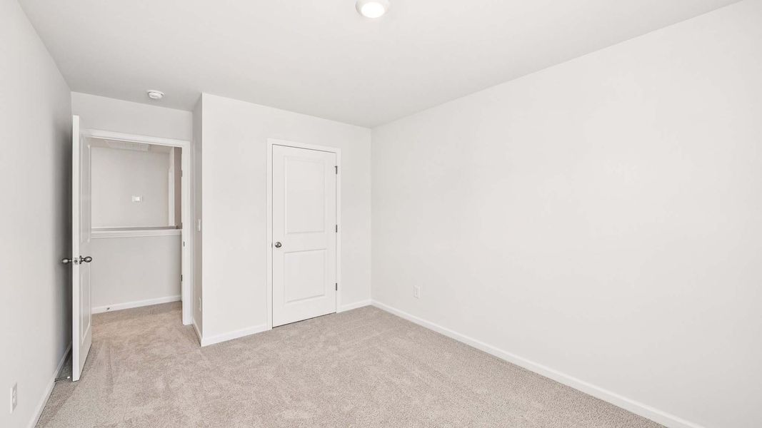 Spacious, unfurnished interior of a new home in The Hamptons at Hickory, Hickory (Image 22).