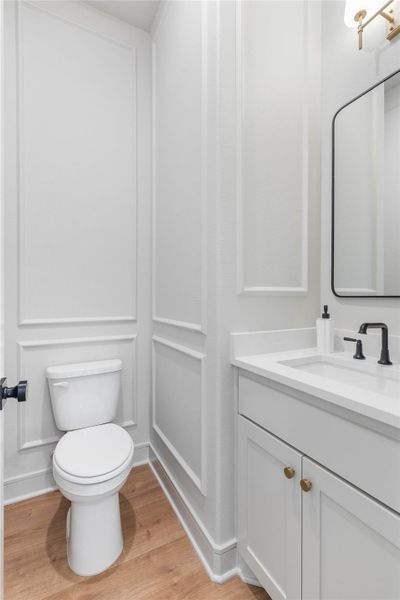 Furnished interior view inside a new home in , Bryan (Image 15).