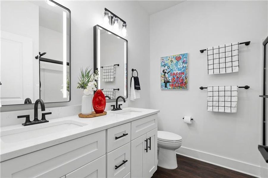 Furnished interior view inside a new home in , Stockbridge (Image 53).