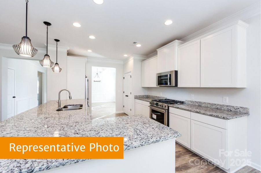 Image 9 of a home in Cedar Meadows.