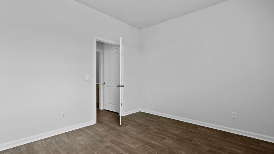 Representative unfurnished interior of a home built from the ROBIE by D.R. Horton in Hillcrest, Ravenel (Image 18).