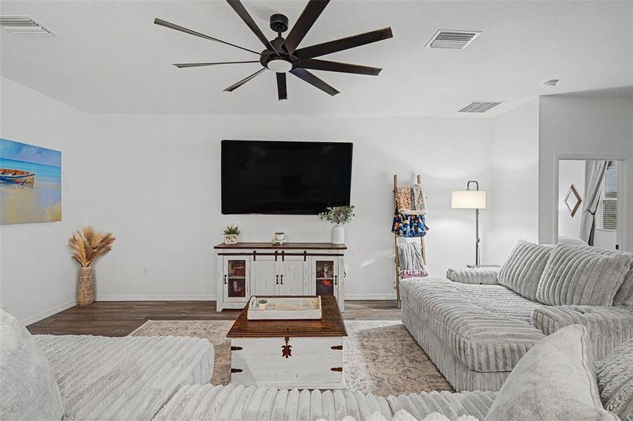 Furnished interior view inside a new home in Abbott Park, Zephyrhills (Image 19).