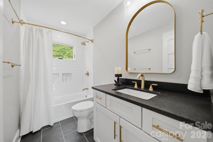 Furnished interior view inside a new home in , Newland (Image 36).