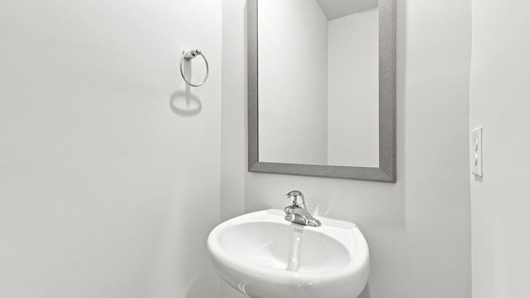 Close-up of interior finishes inside a home in Woodglen, Piedmont (Image 13). Close-up of interior finishes inside a home in Woodglen, Piedmont (Image 13).