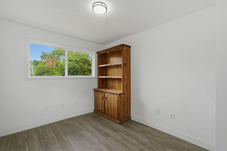 Image 16 of a home in .