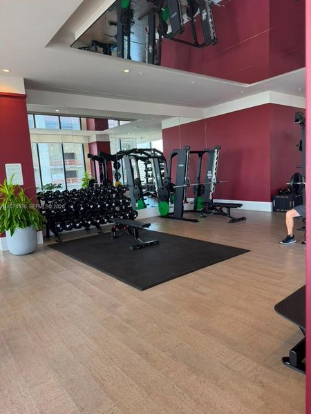 Community amenities in , Miami (Image 40).