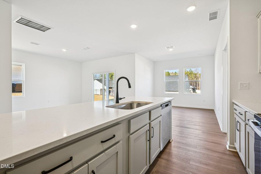 17-web-or-mls-Salers Loop-S1401-017