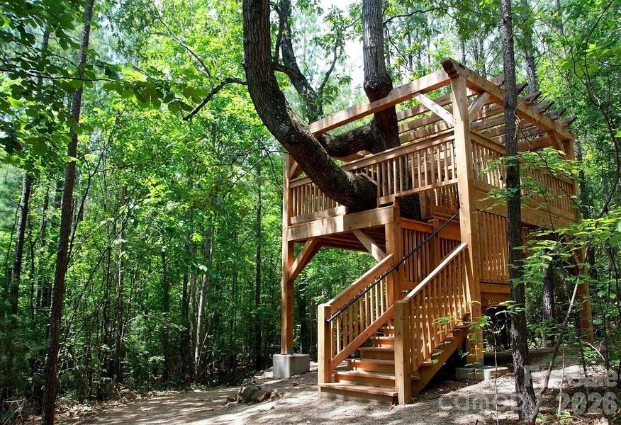 Image 38 of a home in Trilogy® Lake Norman.