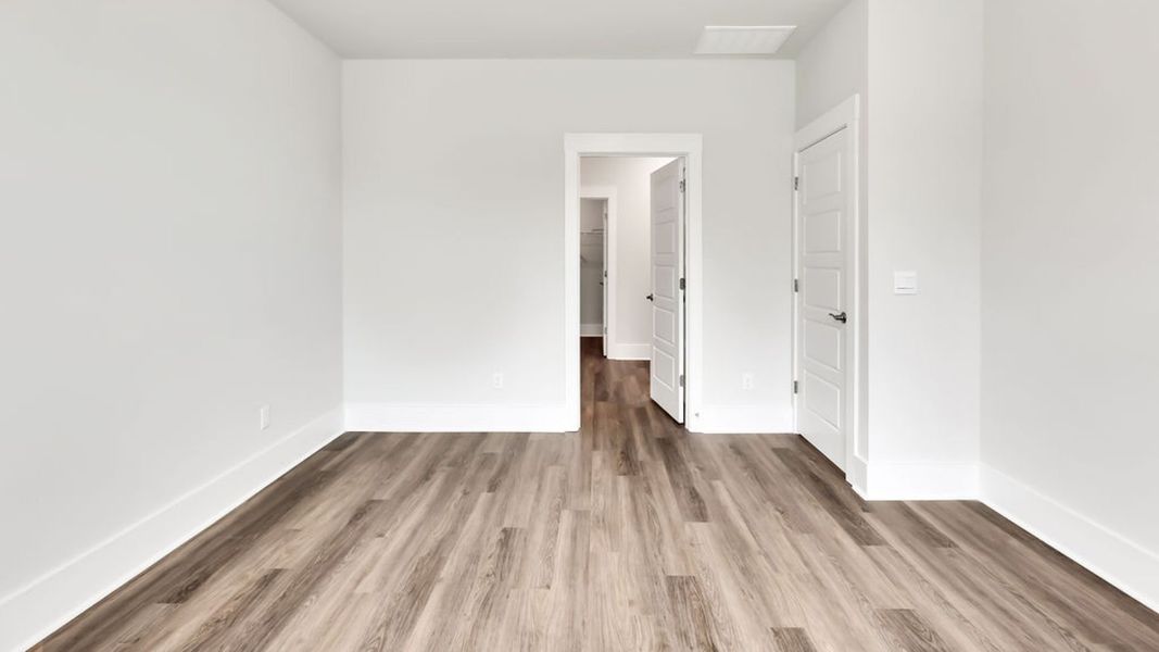Spacious, unfurnished interior of a new home in Driftwood, Richlands (Image 20).