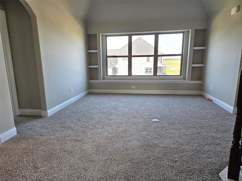 Spacious, unfurnished interior of a new home in , Howe (Image 15).