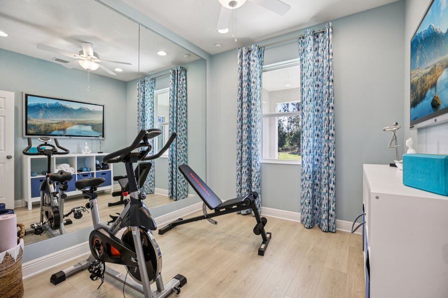 Representative furnished interior of a home built from the Palmer Executive by Risewell Homes in Bargrove Estates, Mount Dora (Image 11).
