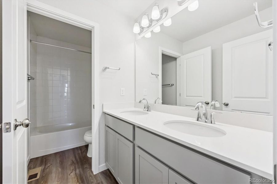 Furnished interior view inside a new home in Sweetgrass, Dacono (Image 8).