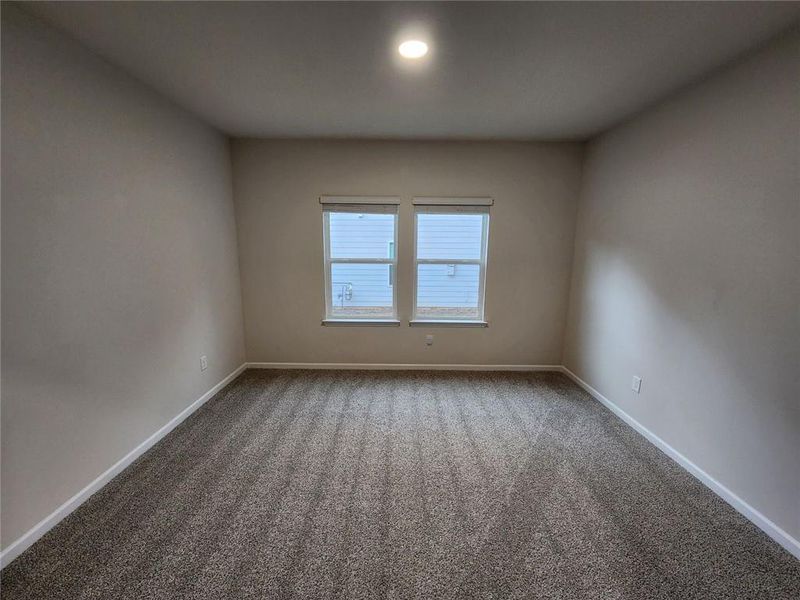 Spacious, unfurnished interior of a new home in The Oaks at Dawson, Dawsonville (Image 33). Spacious, unfurnished interior of a new home in The Oaks at Dawson, Dawsonville (Image 33).