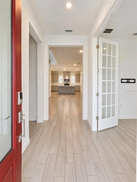 Spacious, unfurnished interior of a new home in , St. Cloud (Image 20).