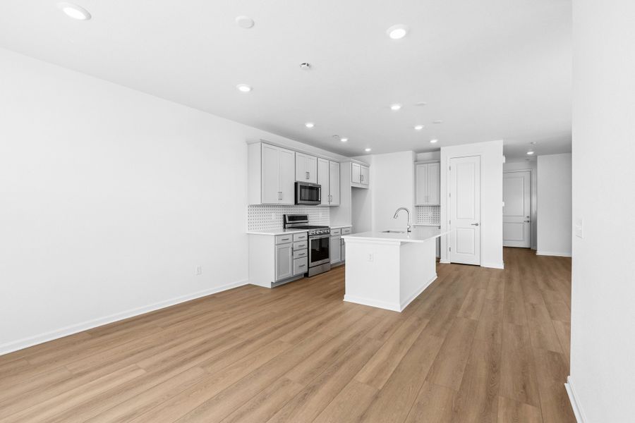 Spacious, unfurnished interior of a new home in Westside Crossing, Berthoud (Image 21). Spacious, unfurnished interior of a new home in Westside Crossing, Berthoud (Image 21).