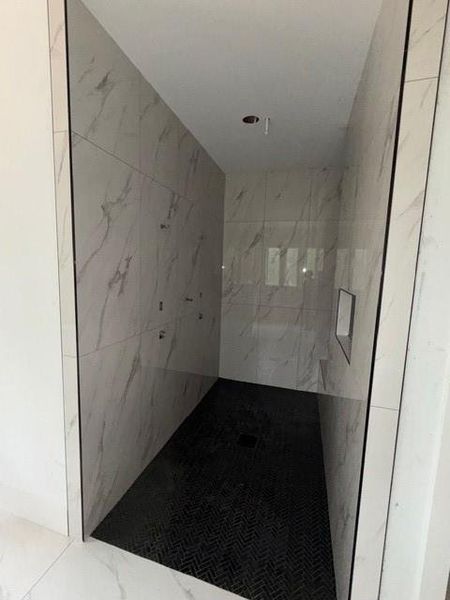 Image 16 of a home in .