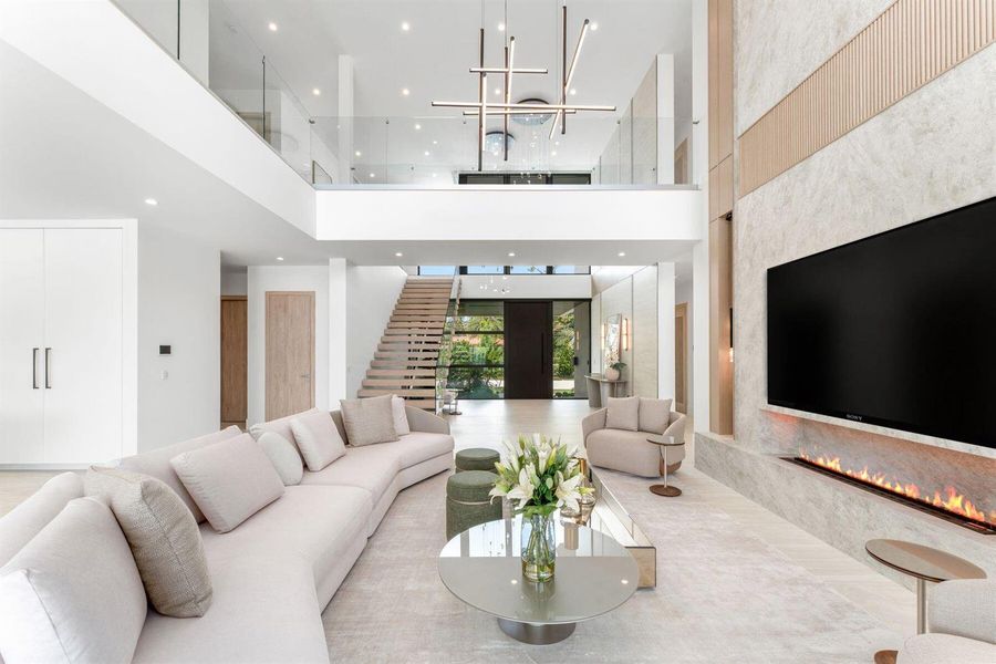 2400 Barcelona Dr_1oakstudios_11