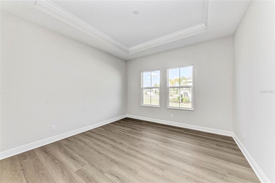 Spacious, unfurnished interior of a new home in , Venice (Image 28).