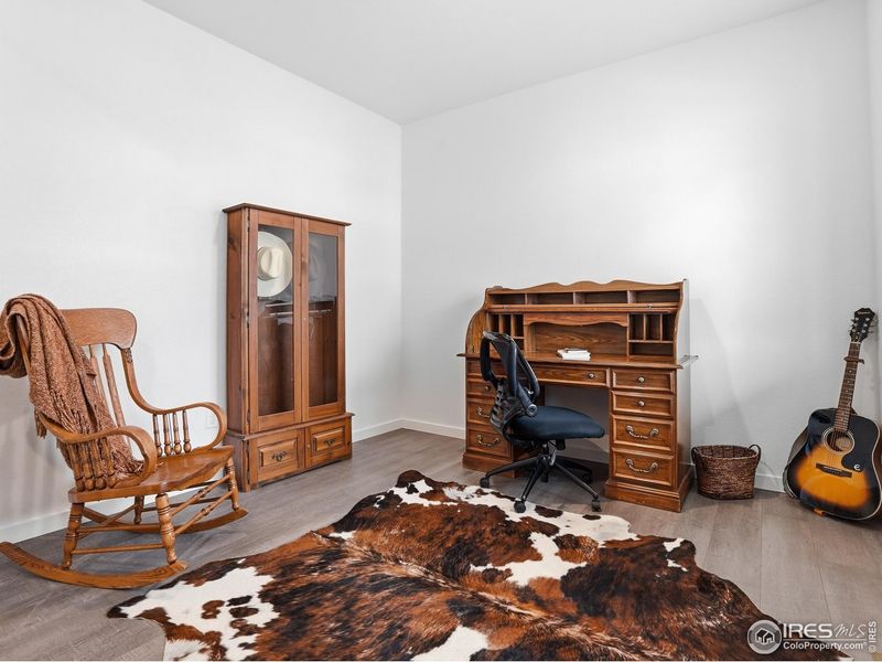 Furnished interior view inside a new home in , Severance (Image 18).