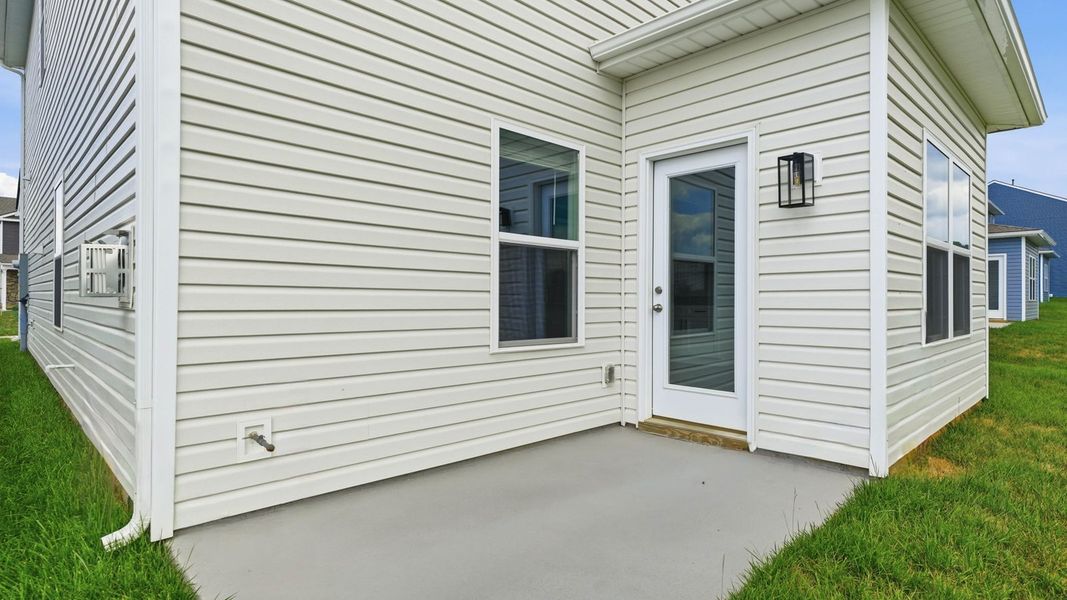 Exterior details and patio area of a home in Fieldcrest Acres, Blountville (Image 4). Exterior details and patio area of a home in Fieldcrest Acres, Blountville (Image 4).