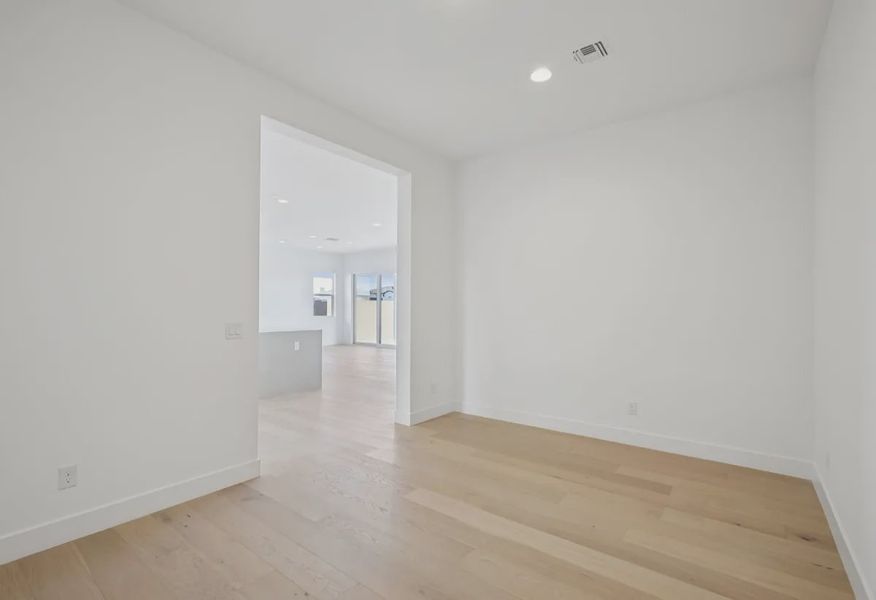 Flex Room - 13 of 20