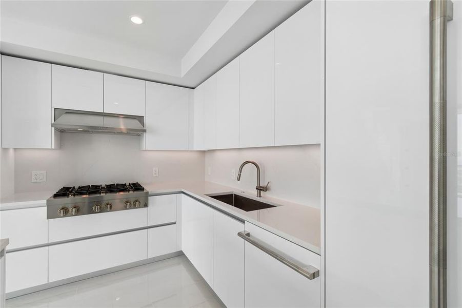 Furnished interior view inside a new home in , St. Petersburg (Image 11).